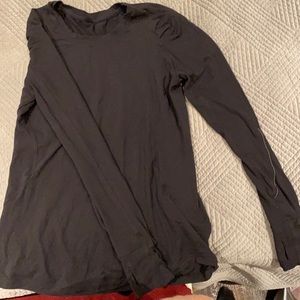 Black lululemon long sleeve with pocket